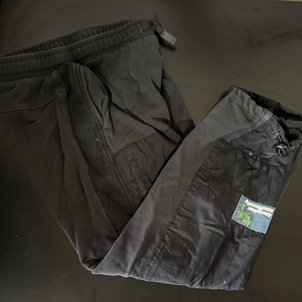 H&M Black Sweatpants Relaxed Fit Joggers